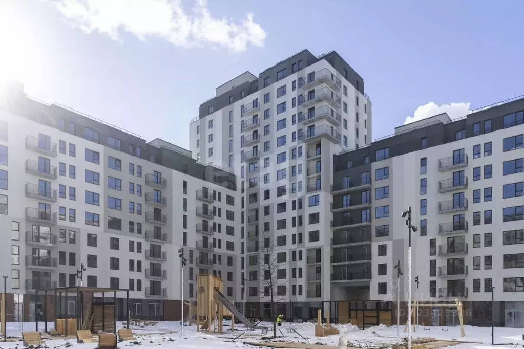 Студия Тюменская область, Тюмень ул. Республики, 205к1 (17.0 м) - Фото 1