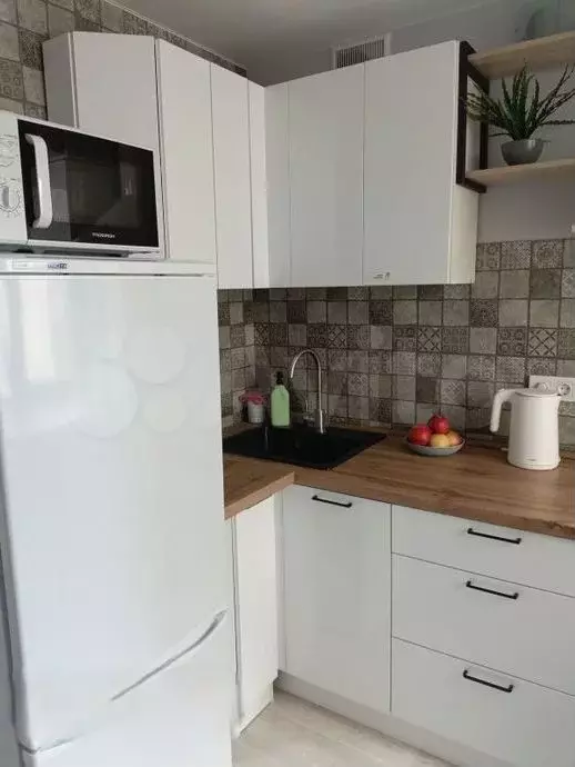 2-к. квартира, 55 м, 7/17 эт. - Фото 0