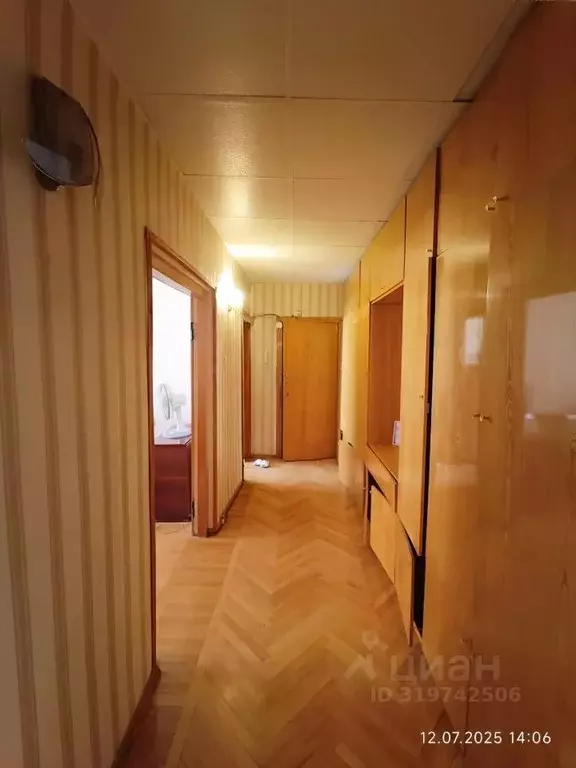 3-к кв. Северная Осетия, Владикавказ ул. Колка Кесаева, 121 (71.2 м) - Фото 1