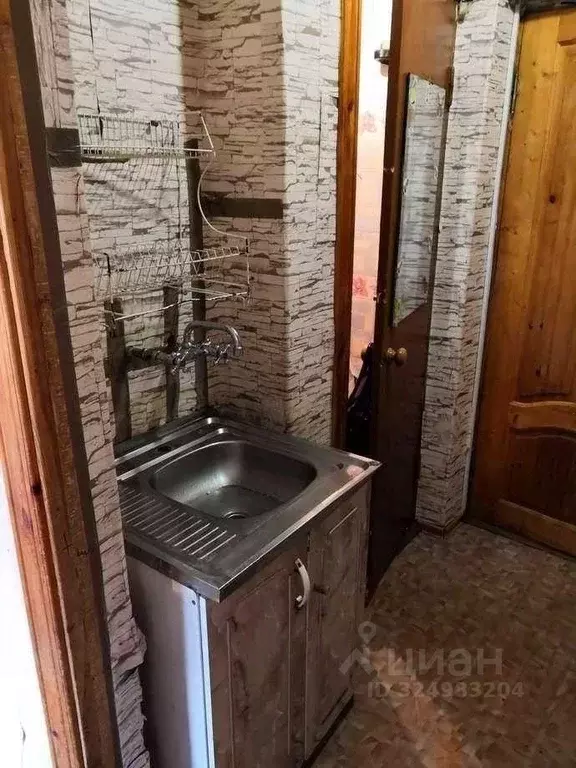 1-к кв. Белгородская область, Старый Оскол Интернациональный мкр, 12 ... - Фото 2