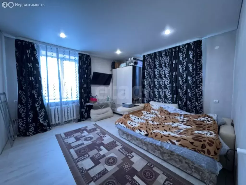 3-комнатная квартира: Шадринск, Михайловская улица, 62 (71.7 м) - Фото 1