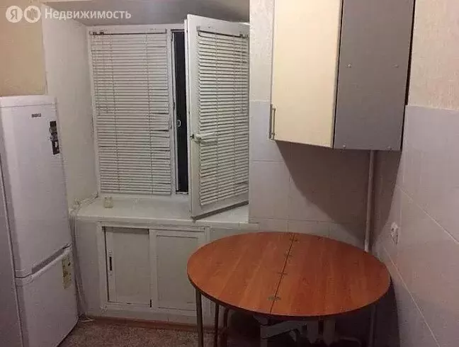 1-комнатная квартира: Тюмень, улица Мельникайте, 97 (30 м) - Фото 0