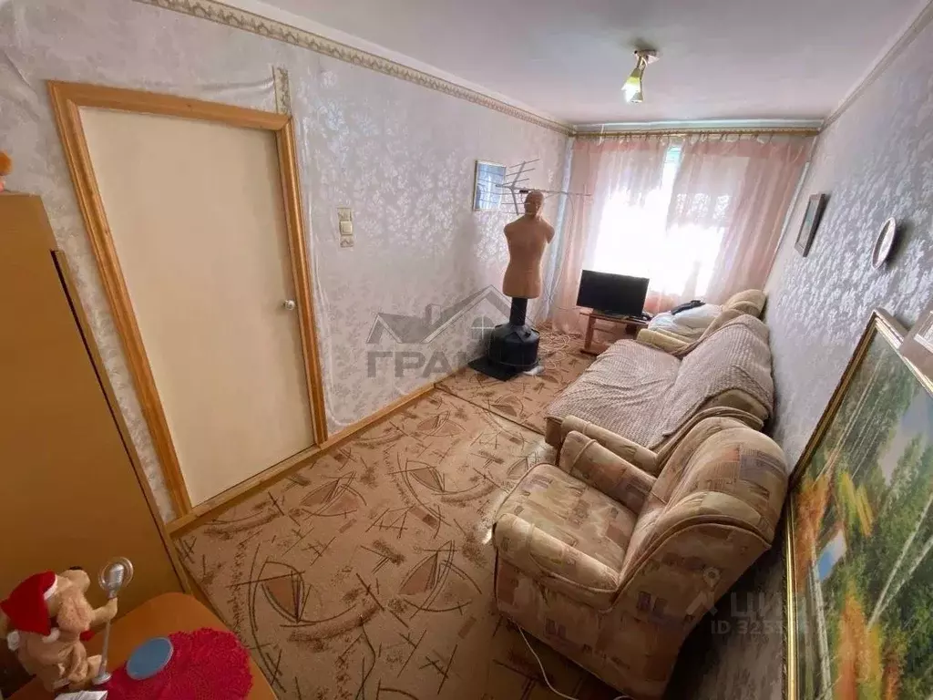 3-к кв. Новгородская область, Крестцы рп ул. Строителей, 12 (59.6 м) - Фото 1