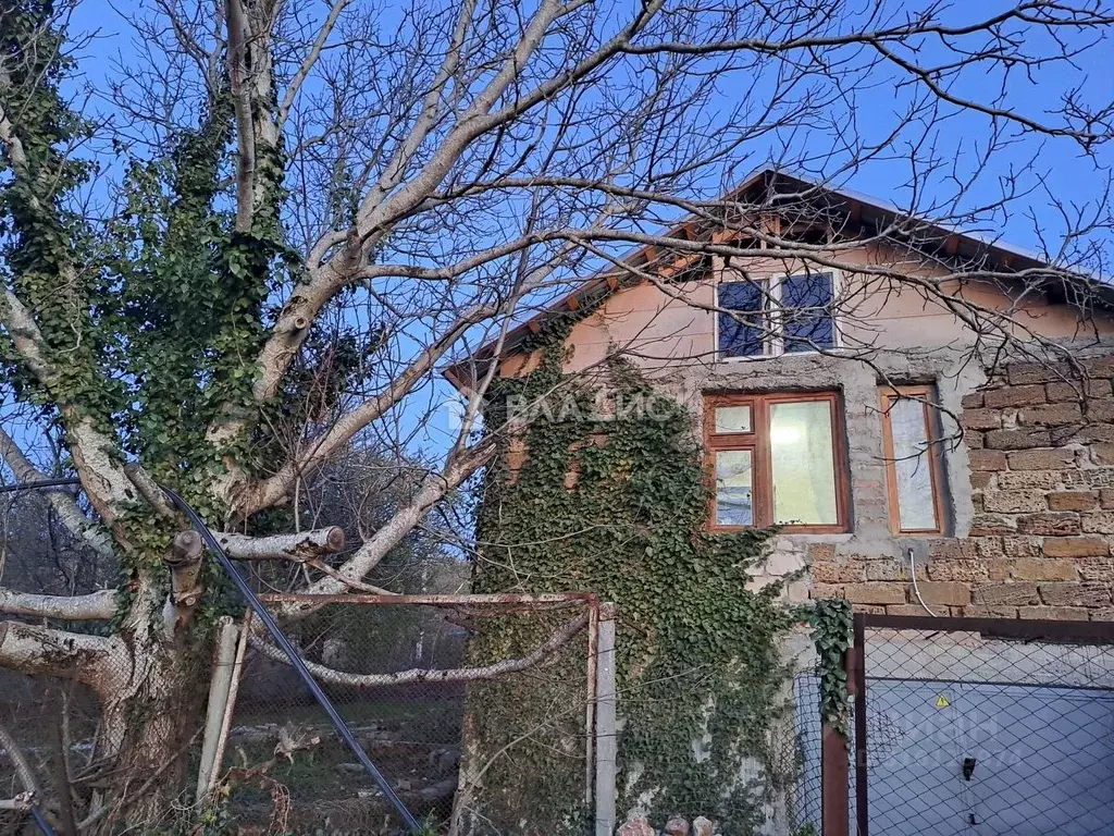 Дом в Крым, Симферопольский район, Горизонт дп 4/36 (100 м) - Фото 0