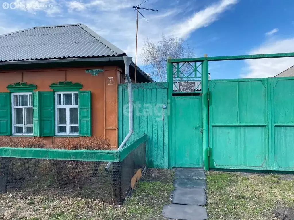 Дом в Черногорск, улица Энтузиастов (64.5 м) - Фото 0