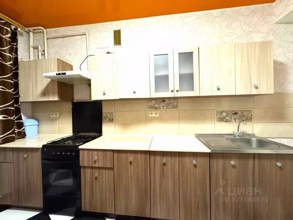 2-к кв. Крым, Симферополь ул. Камская, 29А (61.0 м) - Фото 1