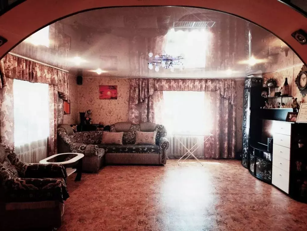 Дом в Амурская область, Белогорск ул. Гоголя, 26 (219 м) - Фото 1