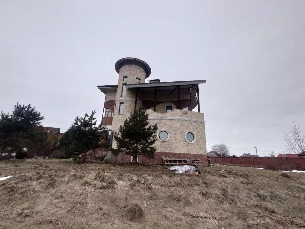 Дом в Москва д. Кузнецово, ул. Лодырка, 109 (489 м) - Фото 2