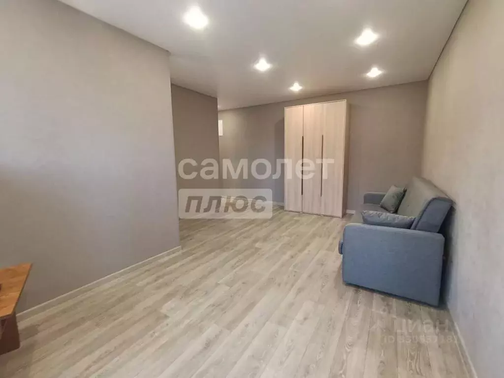 1-к кв. Оренбургская область, Оренбург Томилинская ул., 250 (29.9 м) - Фото 1