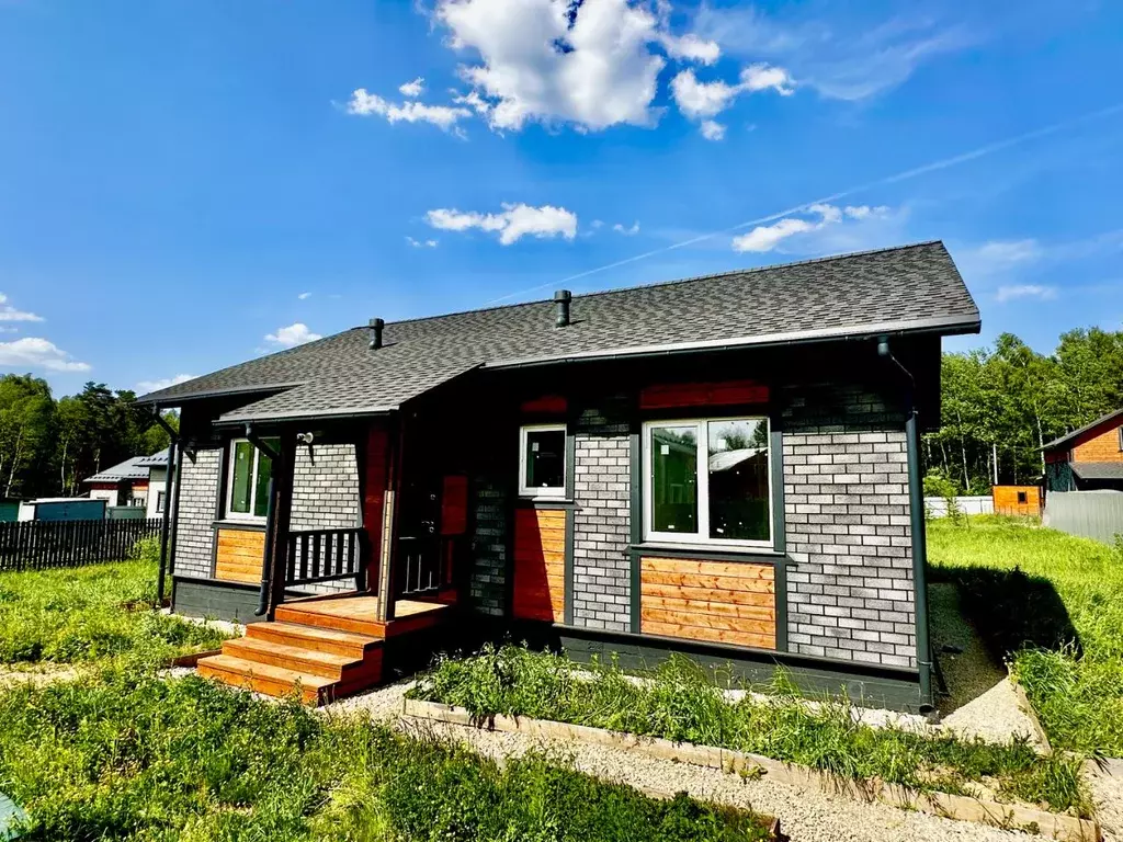 Дом в Калужская область, Жуковский муниципальный округ, Совхоз Победа ... - Фото 1