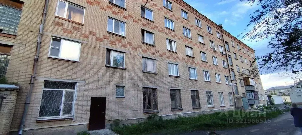 Комната Челябинская область, Южноуральск ул. Космонавтов, 2 (15.8 м) - Фото 1