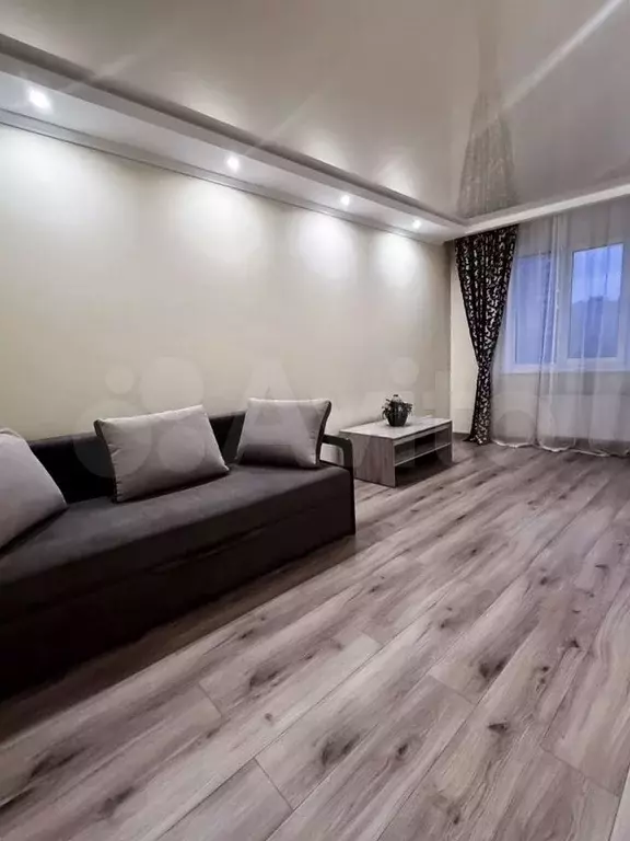 1-к. квартира, 42,8 м, 5/14 эт. - Фото 0