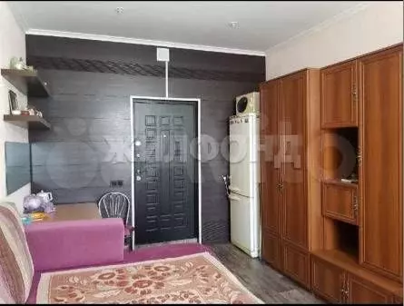 Комната 17,3 м в 3-к., 2/2 эт. - Фото 1