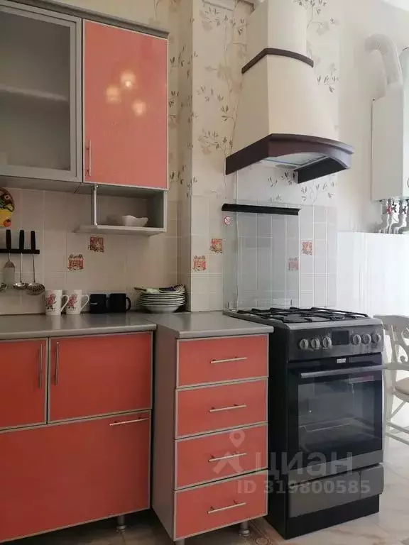 1-к кв. Краснодарский край, Геленджик ул. Островского, 67Д (50.0 м) - Фото 1