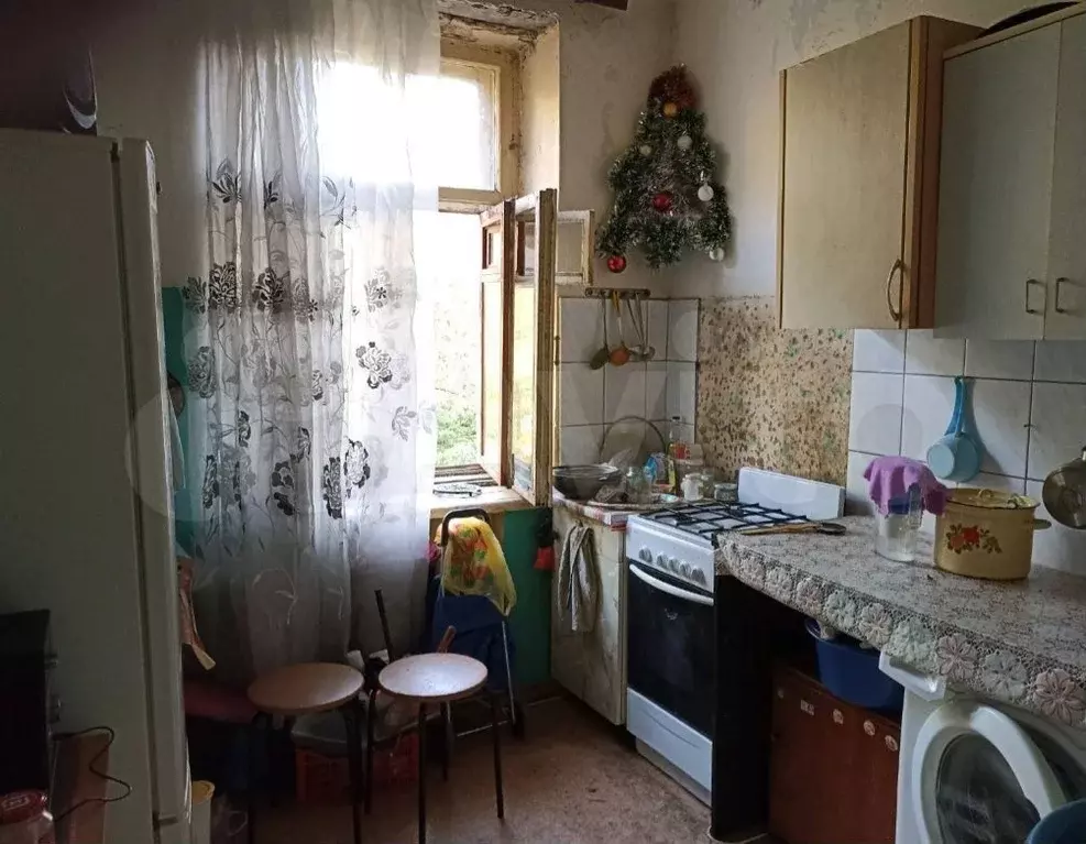 Комната 14 м в 2-к., 2/3 эт. - Фото 0