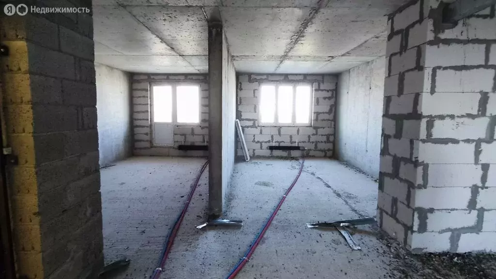 2-комнатная квартира: посёлок городского типа Андреевка, Клубная ... - Фото 1