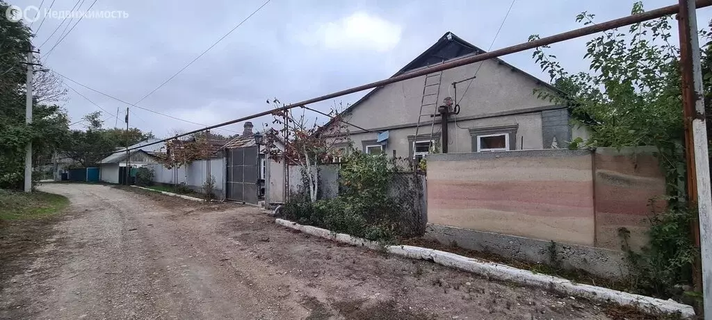 Дом в станица Суворовская, Первомайская улица (62 м) - Фото 1