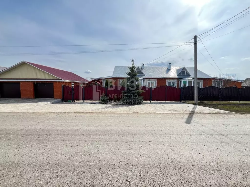 Дом в Татарстан, Мензелинск Социалистическая ул., 144 (125 м) - Фото 1