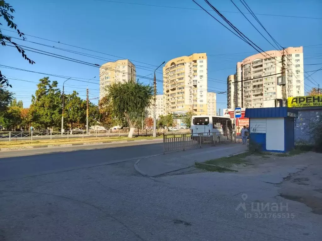 3-к кв. Саратовская область, Энгельс ул. Тельмана, 1 (58.0 м) - Фото 1