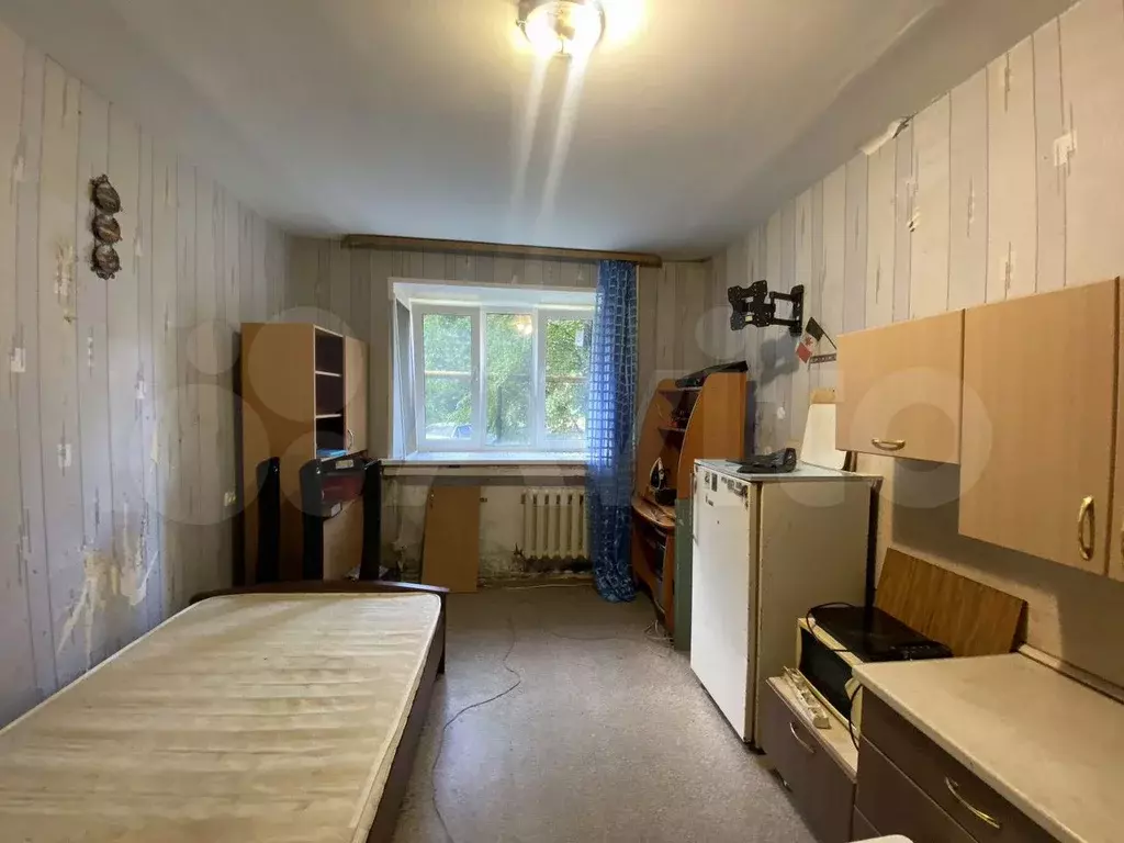 Комната 18 м в 4-к., 1/5 эт. - Фото 0