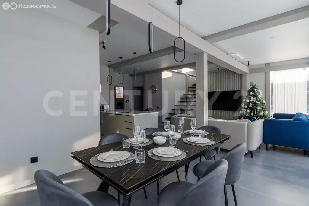 Дом в Пениковское сельское поселение, деревня Кукушкино (220 м) - Фото 2