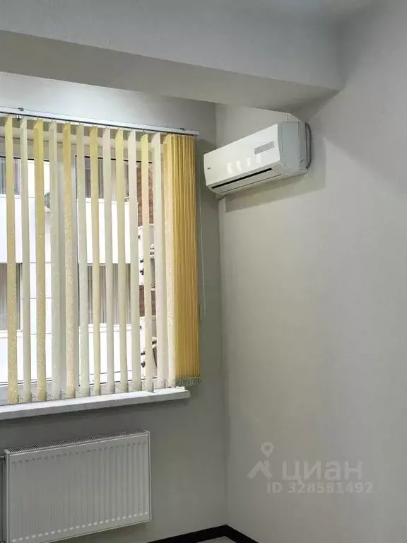 Офис в Ставропольский край, Ставрополь № 2 мкр, ул. Артема, 25 (18 м) - Фото 1