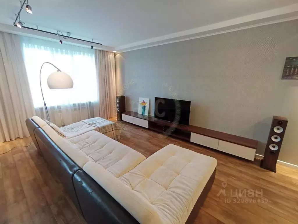 3-к кв. Курская область, Курск ул. Володарского, 70 (109.0 м) - Фото 2