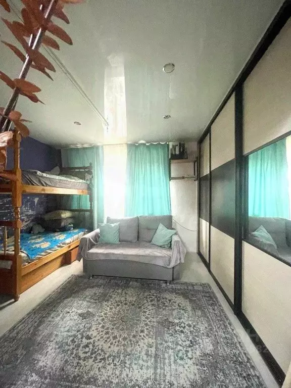 Студия Свердловская область, Екатеринбург ул. Таганская, 6 (18.5 м) - Фото 1