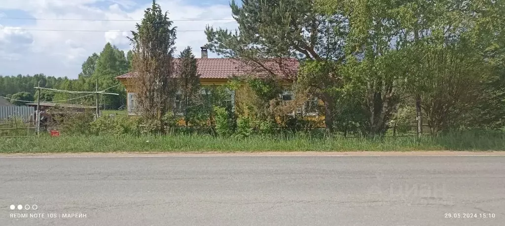 Дом в Калужская область, Мосальский район, Боровенск с/пос, д. Петушки ... - Фото 0