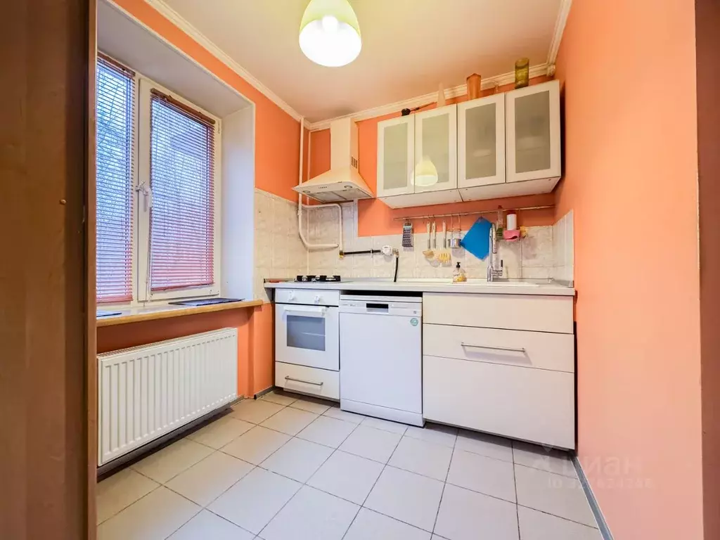 3-к кв. Санкт-Петербург просп. Раевского, 6 (56.0 м) - Фото 1