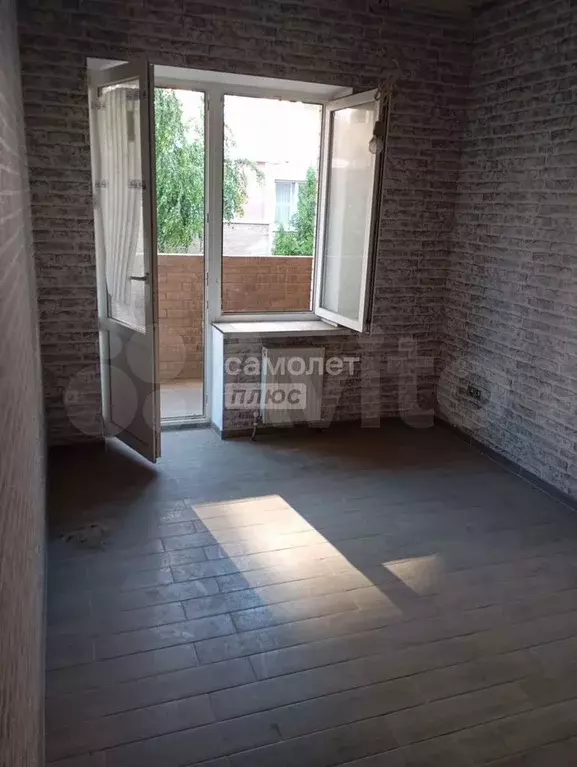 1-к. квартира, 30 м, 1/5 эт. - Фото 0