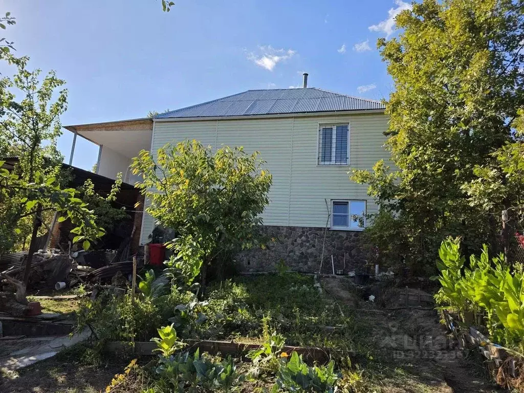 Дом в Краснодарский край, Северский район, Ильское городское ... - Фото 1