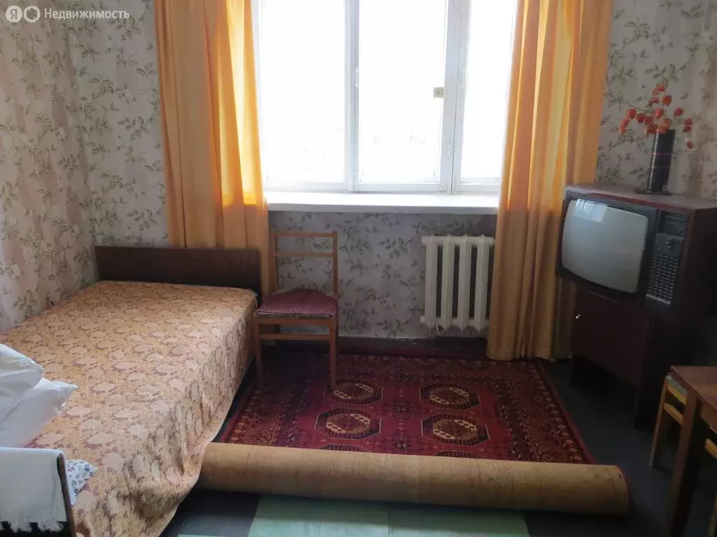 1к в 4-комнатной квартире (13.4 м) - Фото 0