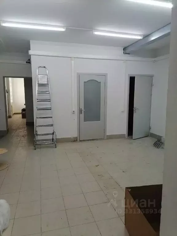 Помещение свободного назначения в Марий Эл, Новый Торъял пгт ул. ... - Фото 1