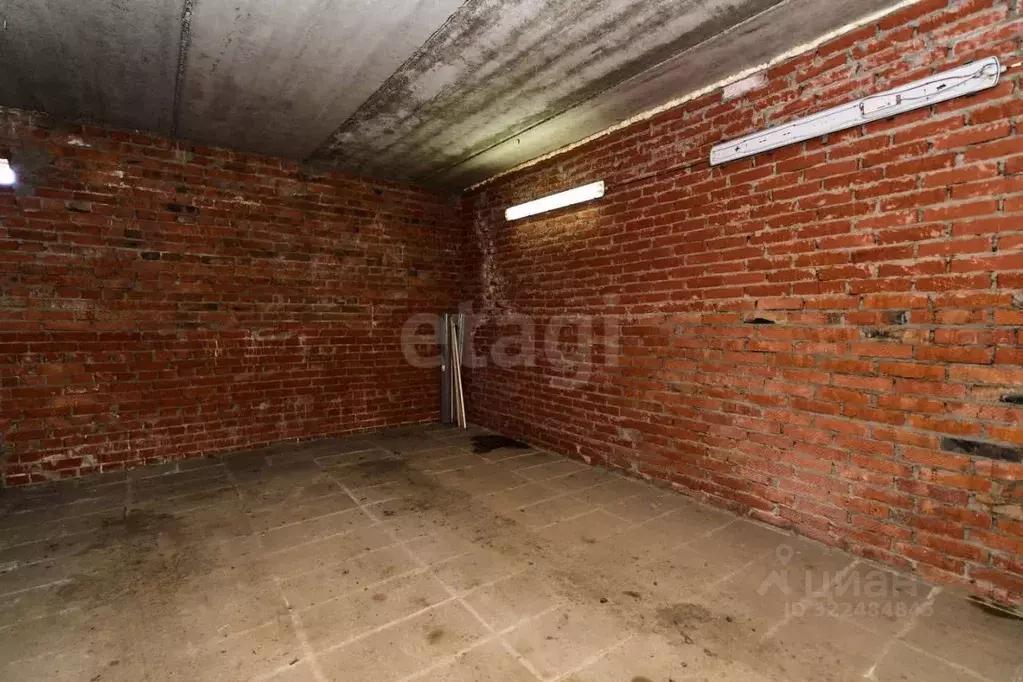 Гараж в Томская область, Томск ул. Интернационалистов, 8/3 (20 м) - Фото 1