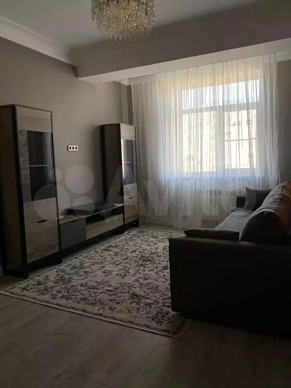 2-к. квартира, 75 м, 5/10 эт. - Фото 1