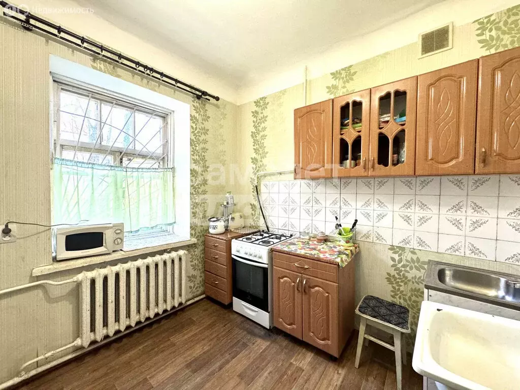3-комнатная квартира: Березники, улица Челюскинцев, 43 (56.2 м) - Фото 0