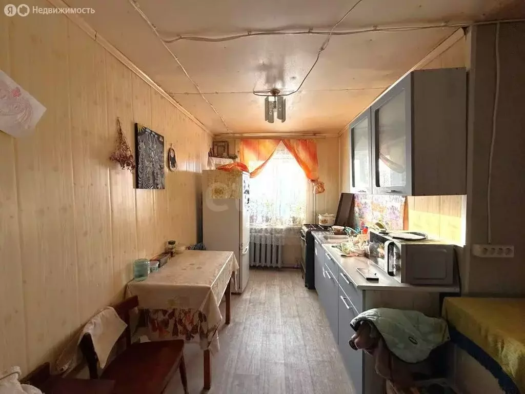 3-комнатная квартира: Великий Устюг, посёлок Добрынино, переулок ... - Фото 1