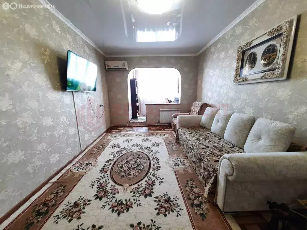 3-комнатная квартира: Астрахань, улица Бабаевского, 35к3 (73.4 м) - Фото 1