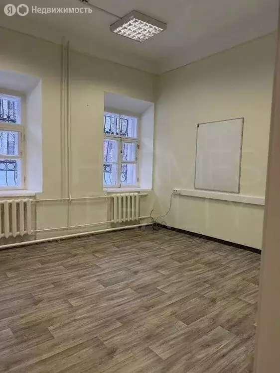 Офис (600 м) - Фото 1