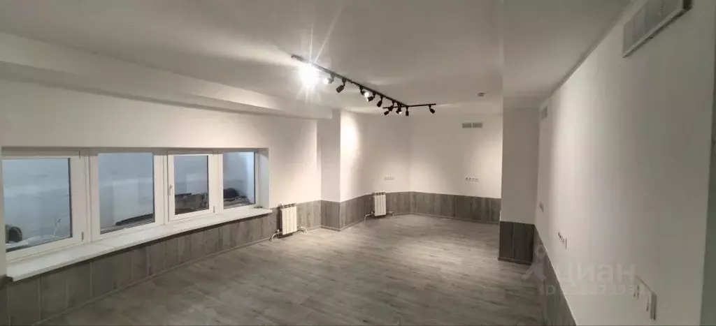 Офис в Омская область, Омск Учебная ул., 79 (34 м) - Фото 0