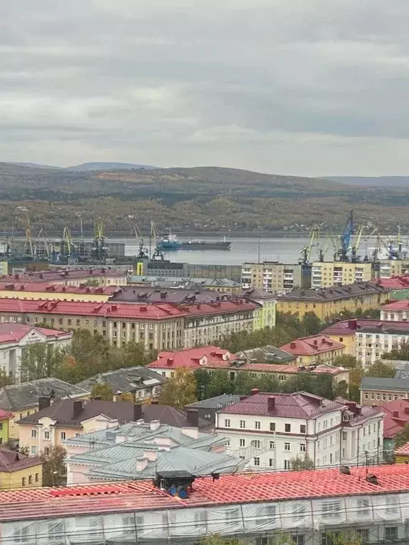 1-к кв. Мурманская область, Мурманск Северный проезд, 10 (39.0 м) - Фото 1