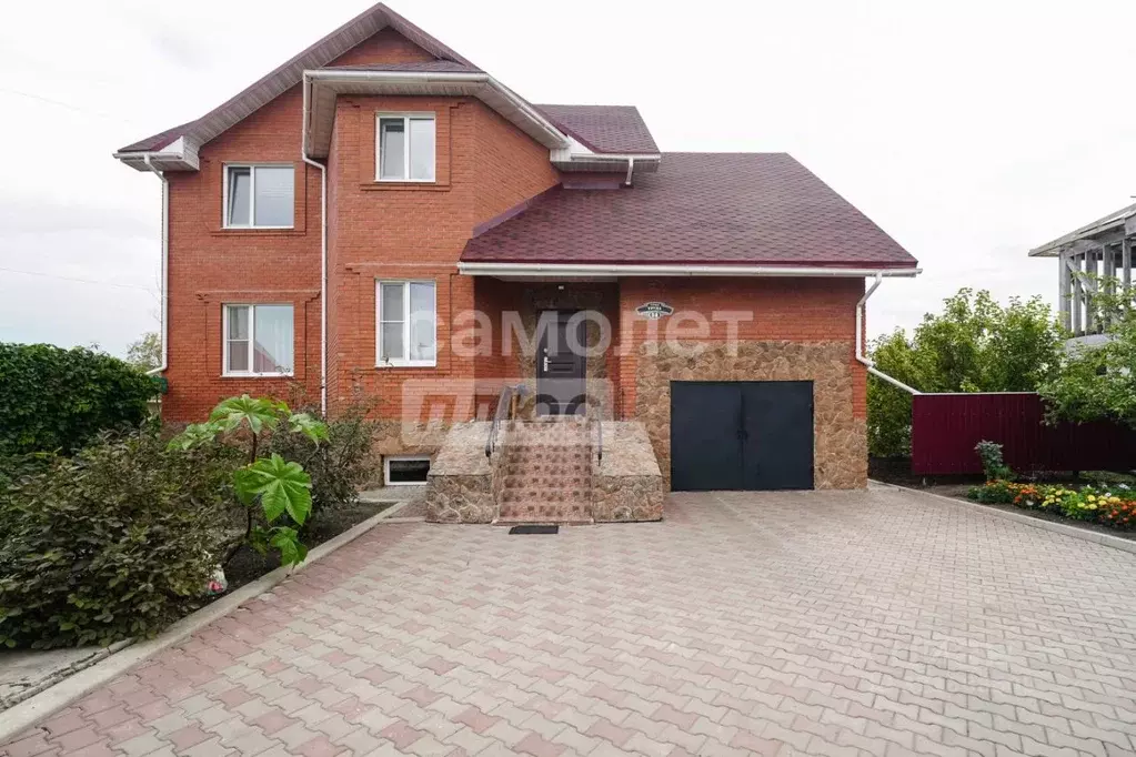 Коттедж в Омская область, Марьяновка рп ул. Труда, 14 (288 м) - Фото 1