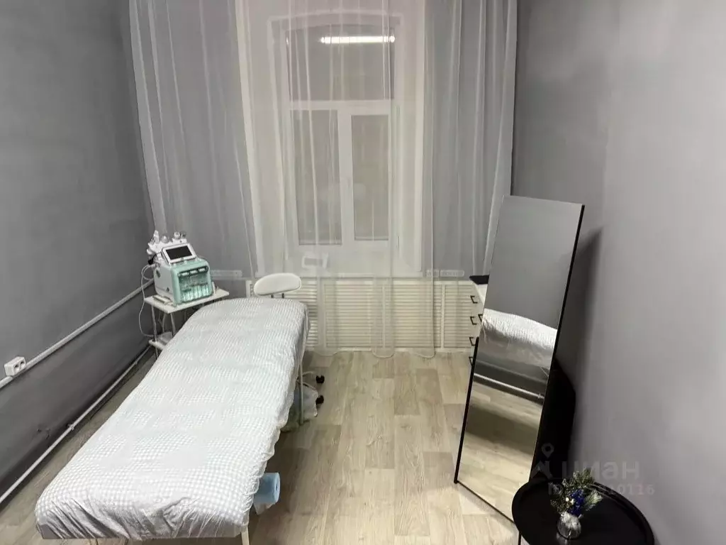 Помещение свободного назначения в Кировская область, Яранск ул. Карла ... - Фото 1