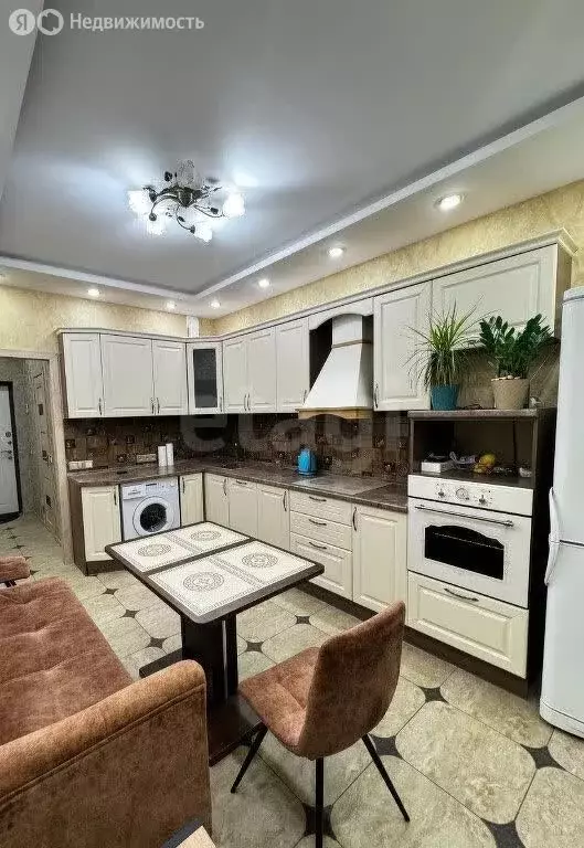 3-комнатная квартира: Пермь, улица 25 Октября, 70 (66.1 м) - Фото 2