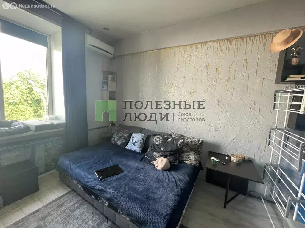Квартира-студия: Ижевск, Удмуртская улица, 233 (18 м) - Фото 1