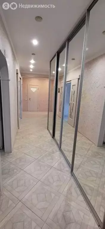 3-комнатная квартира: Калининград, Печатная улица, 21В (85.2 м) - Фото 0