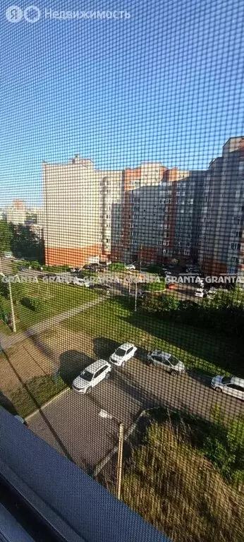 2-комнатная квартира: Красноярск, микрорайон Ветлужанка, улица Петра ... - Фото 0