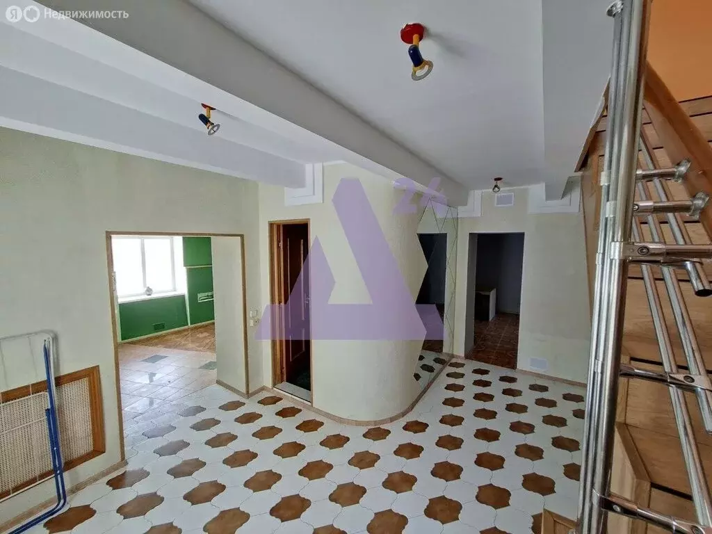 Дом в Барнаул, улица Кутузова, 120А (168 м) - Фото 2