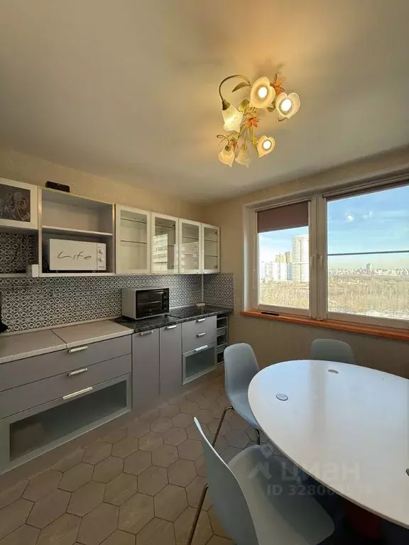 3-к кв. Москва Рублевское ш., 42К2 (71.8 м) - Фото 1